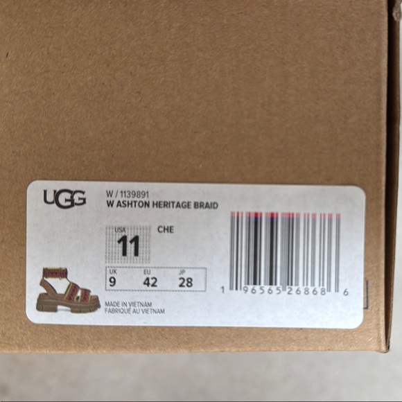 UGG Ashton Heritage Braided Sandals NWT - Picture 5 of 7